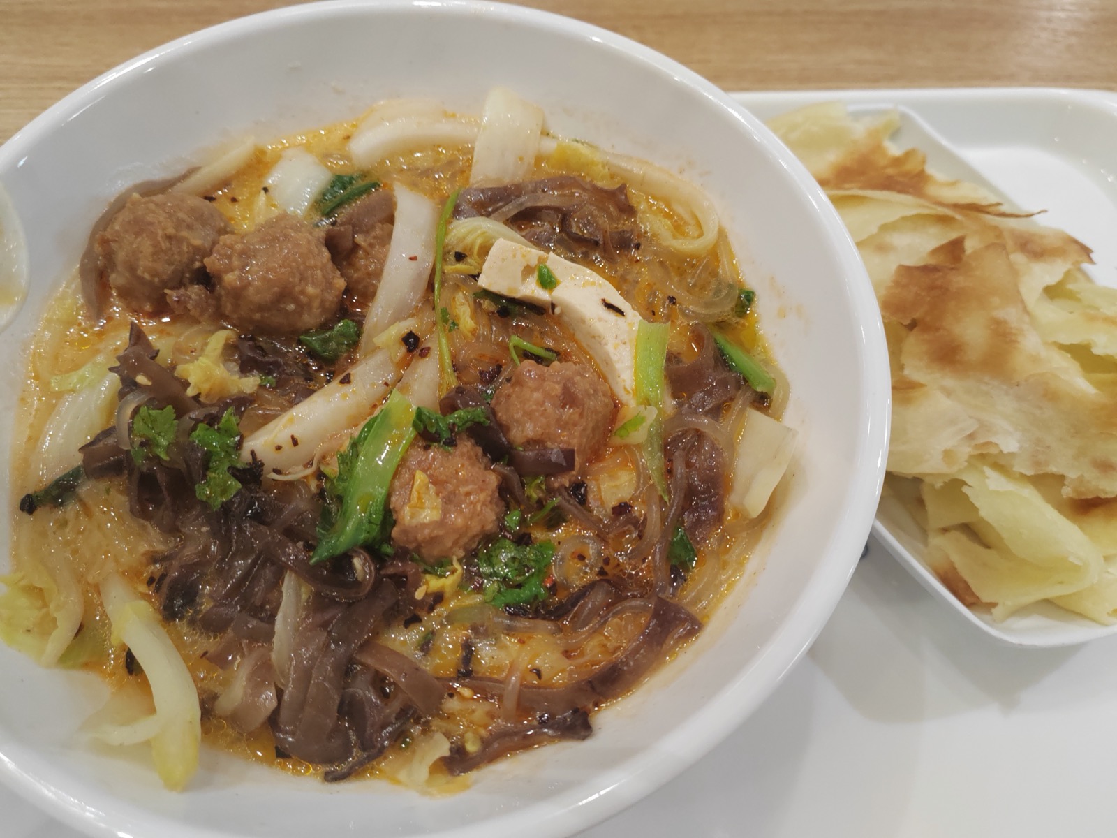 度小满实习 · 食堂吃饭随拍